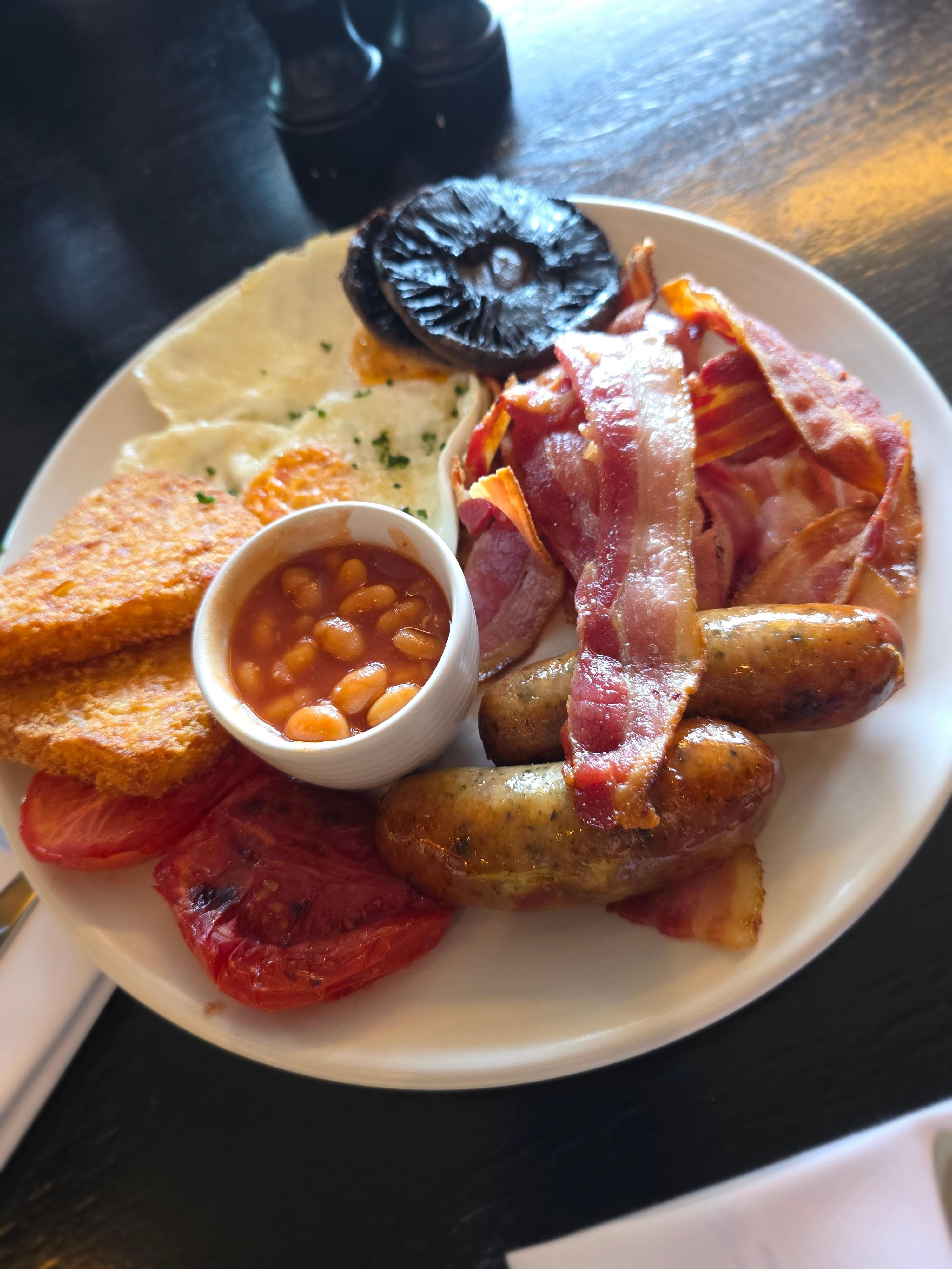 Very nice Full breakfast
